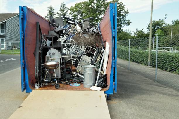 Best Construction Debris Removal  in Wellsville, MO